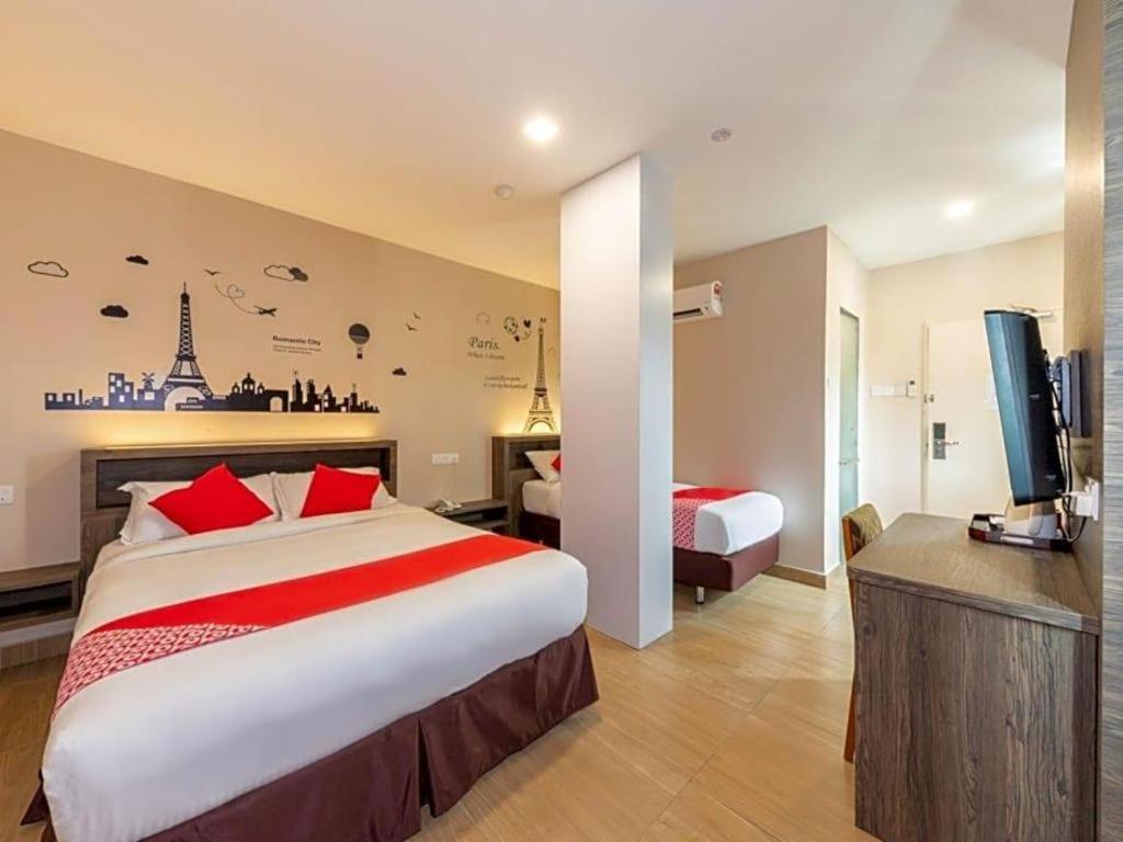 Sunlight Hotel Kulai Exterior photo
